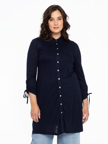 Yoek Blouse 'Cocoon' in Blauw: voorkant