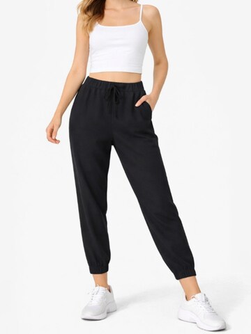 fashionshowcase Loose fit Pants 'SOREYA' in Black: front