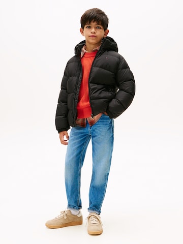 TOMMY HILFIGER Prechodná bunda 'ESSENTIAL' - Čierna