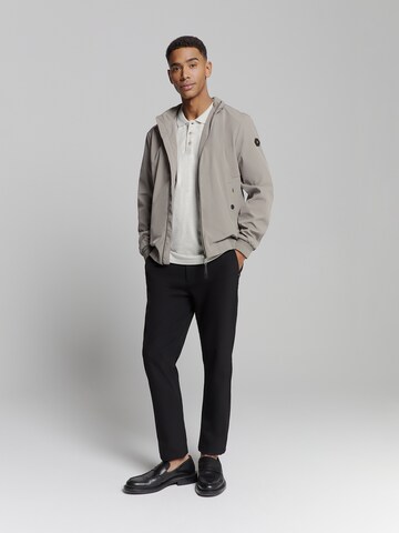 No Excess Jacke in Grau