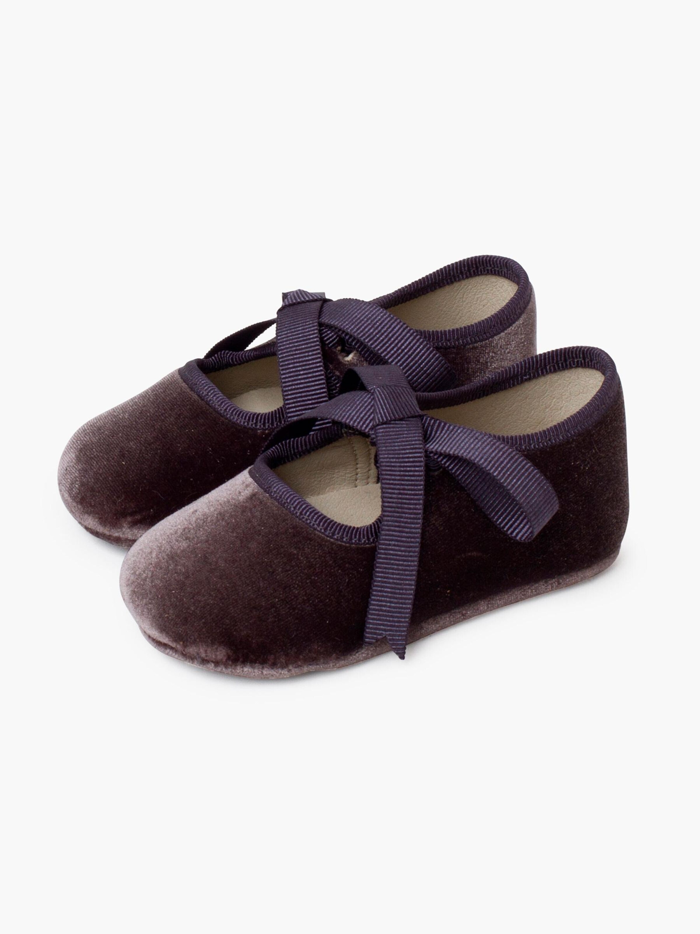Ballerina di Pisamonas in grigio