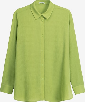 Bershka Blouse in Groen: voorkant