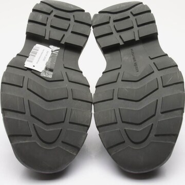 Alexander McQueen Flats & Loafers in 44 in Black