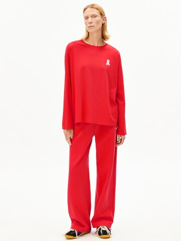 ARMEDANGELS Longsleeve ICONIC Å FIETAA in Rot