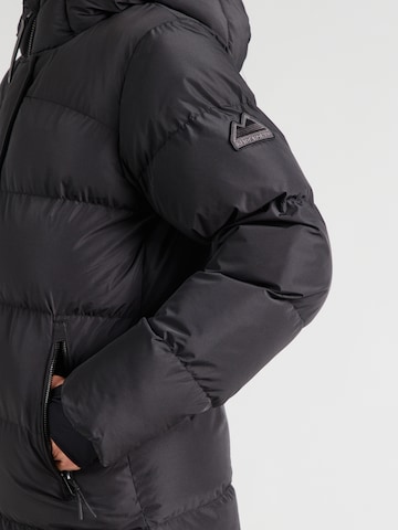 Superdry Χειμερινό μπουφάν σε μαύρο