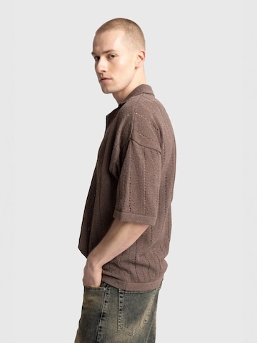 Giesto Shirt 'T-Shirts' in Bruin