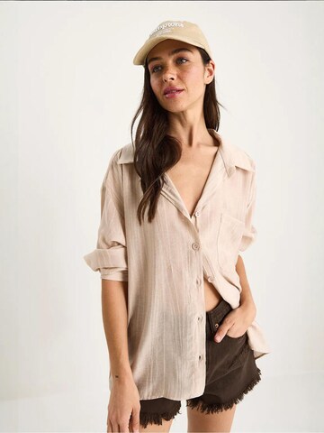 Camicia da donna di Bianco Lucci in beige