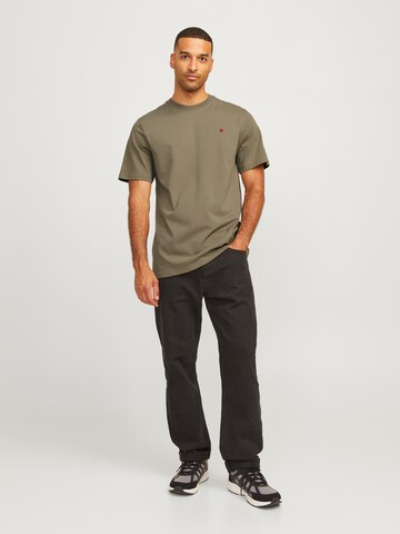 JACK & JONES T-shirt 'RDDRoad' i grön