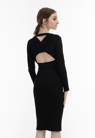 myMo at night Dress in Black