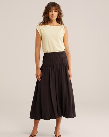 WE Fashion Top in Gelb