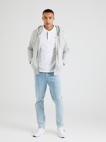 Tommy Jeans Regular fit Zip-Up Hoodie in Grey