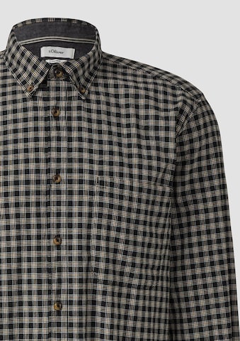 Coupe regular Chemise s.Oliver en noir