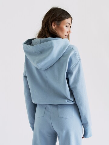 RÆRE by Lorena Rae Sweatshirt 'Giana' in Blauw