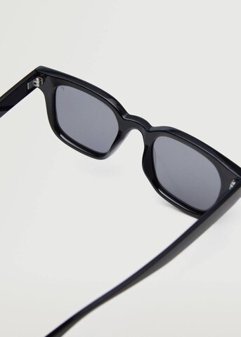 MANGO MAN Sunglasses 'Bosco' in Black