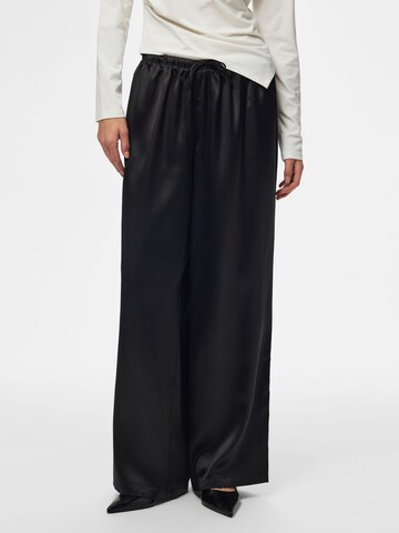 PIECES Wide Leg Hose 'PCEVY' in Schwarz