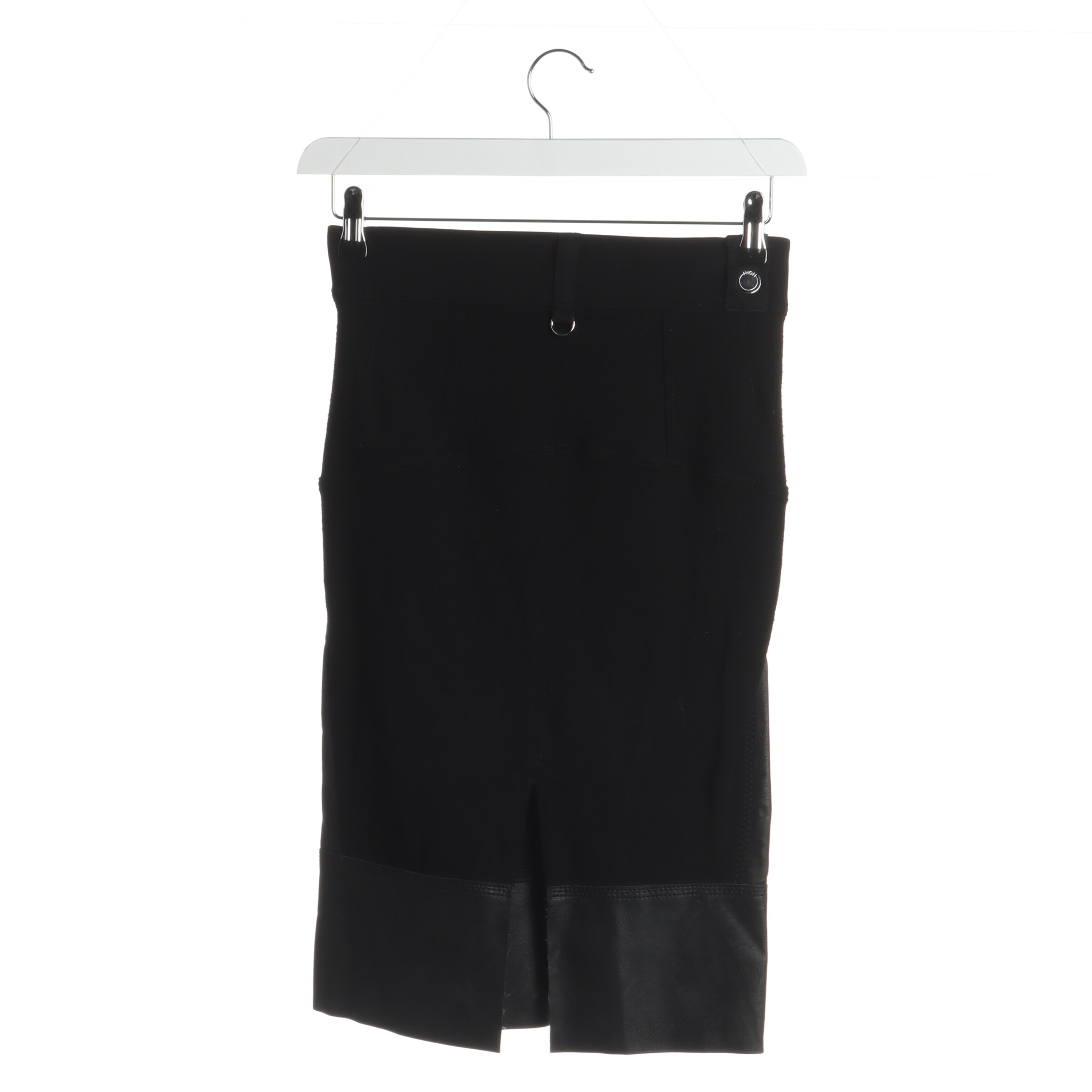 High Use Skirt in S in Black