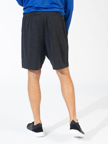 Spyder Normalny krój Spodnie sportowe w kolorze niebieski