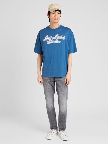 Low Lights Studios T-Shirt 'Shutter' in Blau