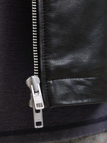 JACK & JONES Демисезонная куртка 'JORMERCER' в Черный