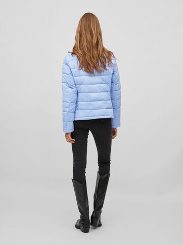 VILA High Neck Steppjacke in Blau