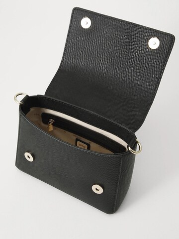 Sac à bandoulière 'Guess Sac Bandoulière Bramina Small Satche Black' GUESS en noir