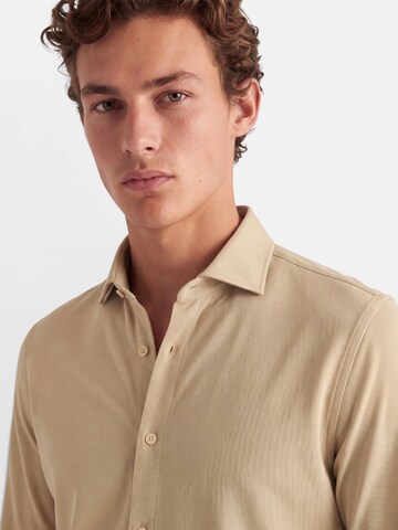 Coupe slim Chemise business 'No. 19' Vercate en beige