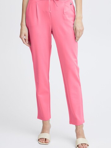 Fransa Tapered Trousers in Pink: front