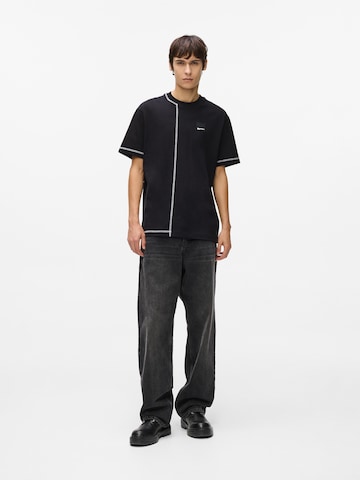 KARL LAGERFELD JEANS Paita värissä musta