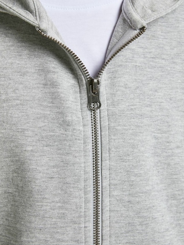 Jack & Jones Junior - Sudadera con cremallera en gris