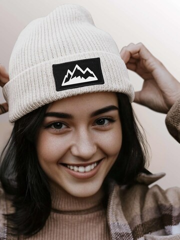Neverless Beanie 'Mountain' in Beige: front