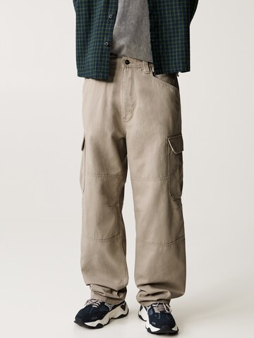 Loosefit Pantaloni cargo di Pull&Bear in grigio: frontale