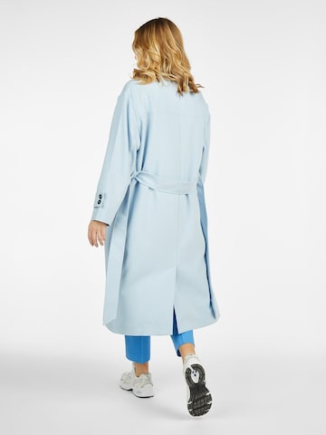 Manteau mi-saison 'Jacky' Lovely Sisters en bleu