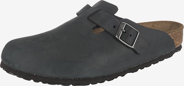 BIRKENSTOCK Clogs 'Boston' in Black: front