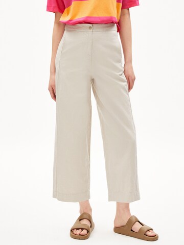 ARMEDANGELS Wide leg Broek 'Carunaa Lino' in Beige: voorkant