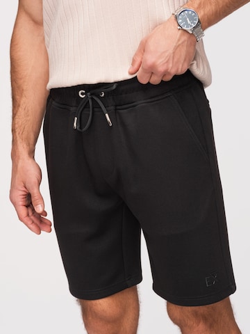 Ombre Regular Trousers in Black