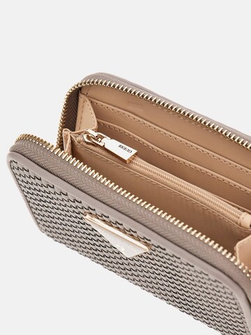GUESS Wallet 'Phaedra' in Grey