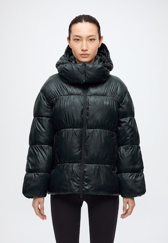 4F Outdoor jacket in Black: front