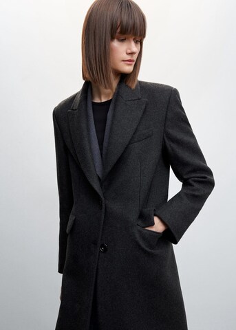 MANGO Mantel 'show' in Schwarz: Vorderseite