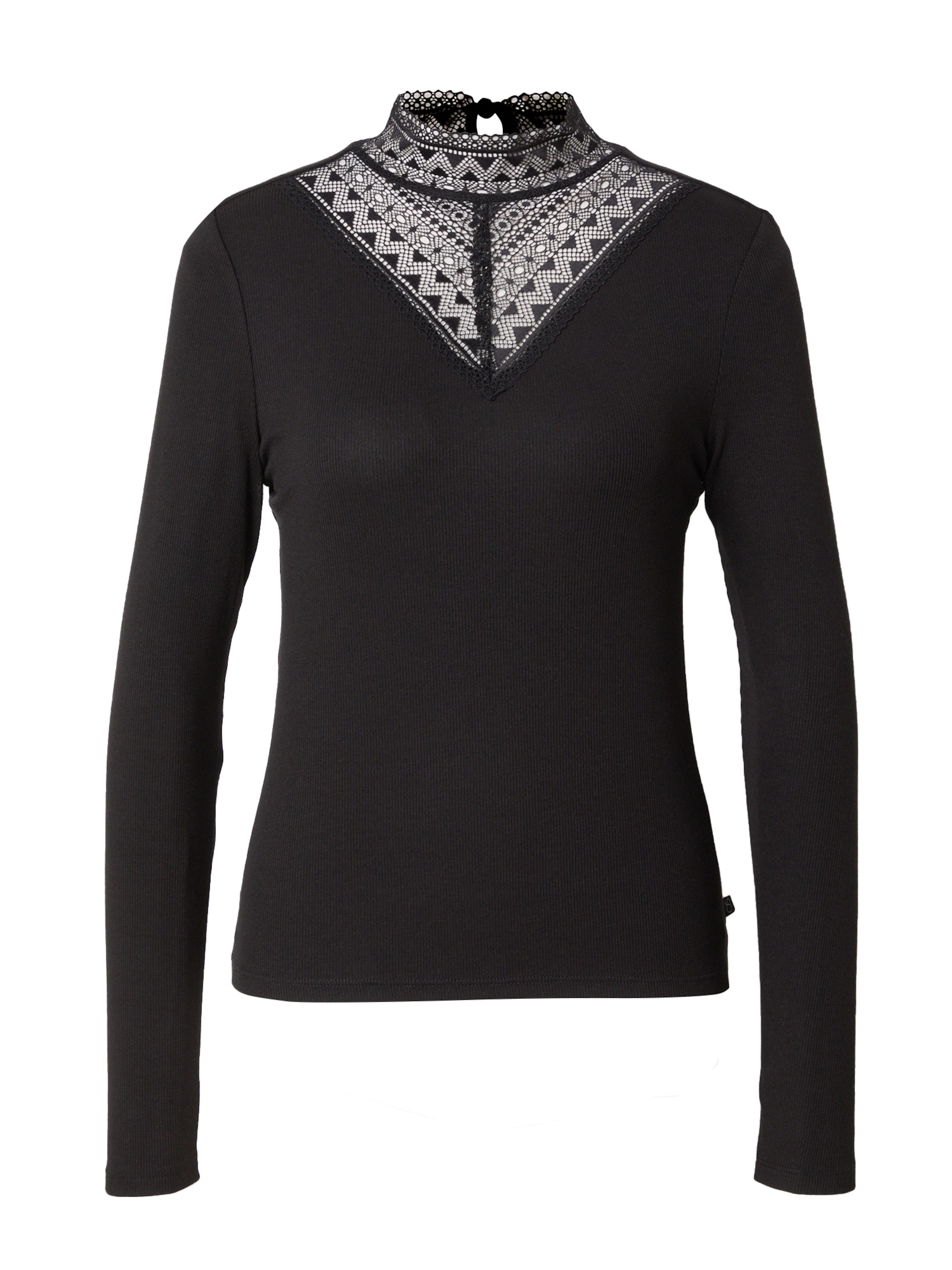 QS Shirt in Black: front