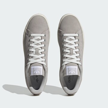 Baskets basses 'Stan Smith' ADIDAS ORIGINALS en gris