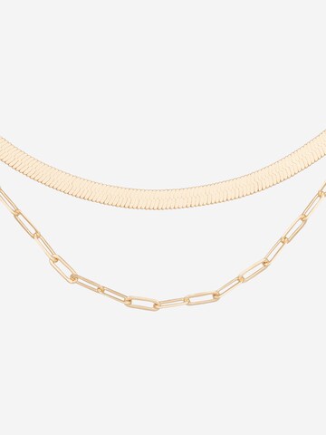 ABOUT YOU Halsband 'Lucia' i guld