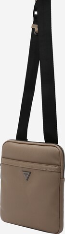 GUESS - Bolso de hombro 'Certosa' en gris