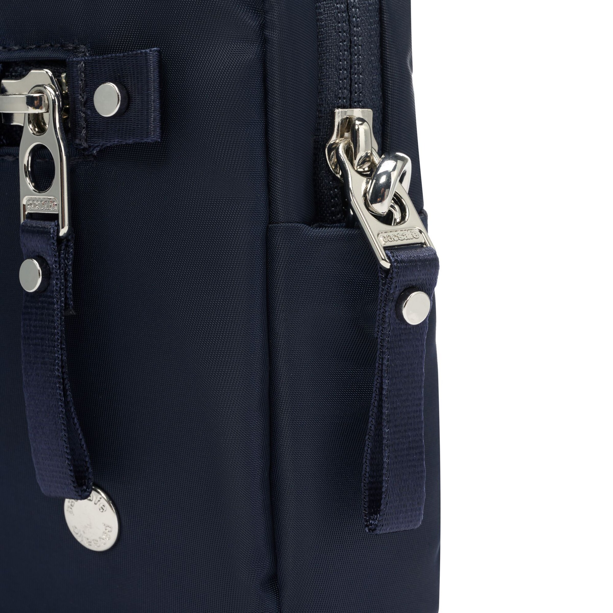 Pacsafe Crossbody bag in Blue