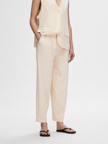 SELECTED FEMME Tapered Bukser med lægfolder 'SELFINA' i beige: forside