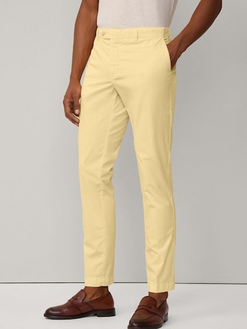 Hackett London Slim fit Chino trousers 'Kensington' in Yellow: front