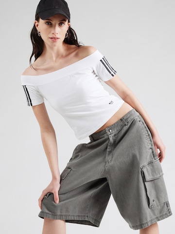 T-shirt 'Adicolor' ADIDAS ORIGINALS en blanc : devant