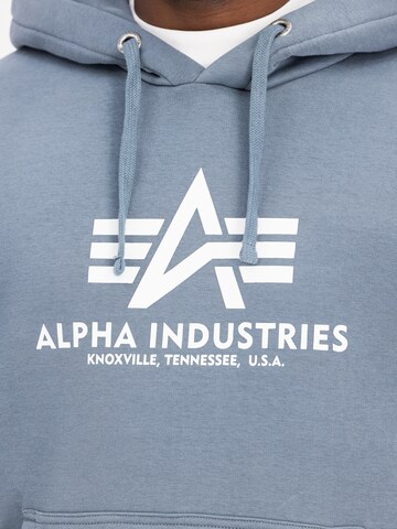 ALPHA INDUSTRIES Sweatshirt i grå