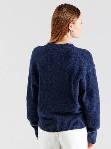 Tommy Jeans Sweater in Blue