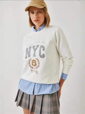 Bianco Lucci Sweatshirt in Weiß