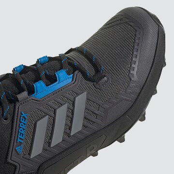 ADIDAS TERREX - Zapatos bajos 'SWIFT R3' en negro